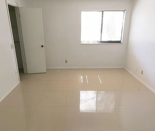 3rd image of 2986 S University Dr APT 8201
