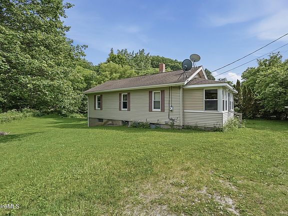 4th image of 688 Cheshire Rd