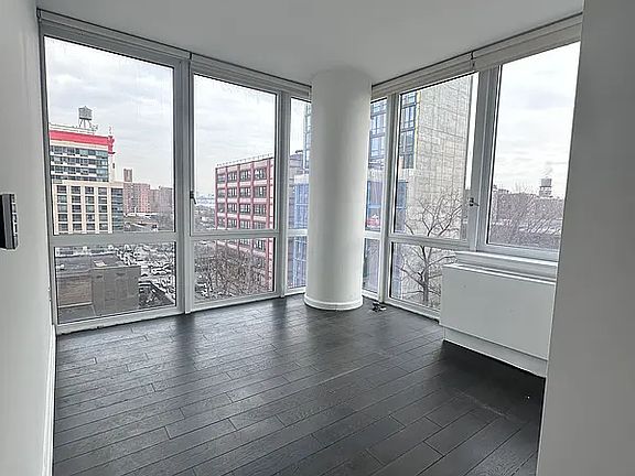3rd image of 309 Gold St APT 5E