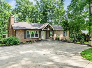 423 Rivermont Dr, Clarksville, TN 37043