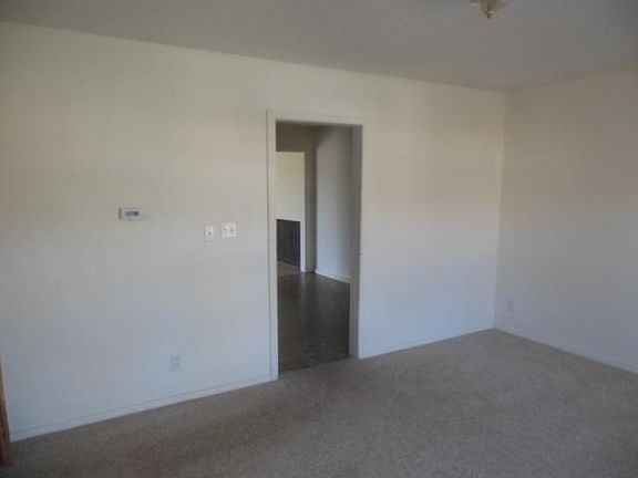 2nd image of 3931 Delmont Dr