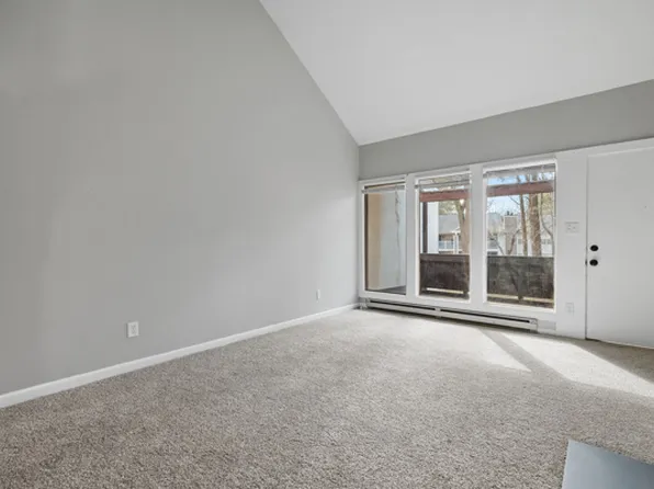 567 Ayrshire Way APT G, Newport News, VA 23602