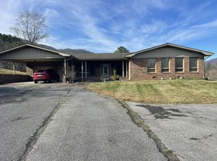 409 Fairview Rd, Middlesboro, KY 40965