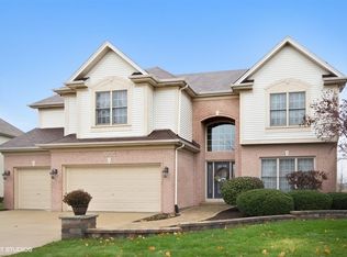 24950 W Heritage Oaks Dr, Plainfield, IL 60585