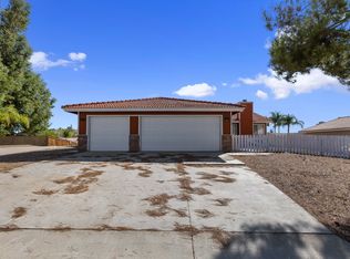 22734 Canyon Club Dr, Canyon Lake, CA 92587