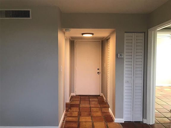 3rd image of 9451 Evergreen Pl APT 401