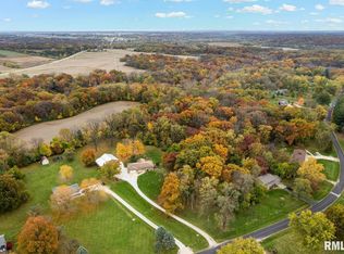 10218 N Fox Creek Dr, Brimfield, IL 61517