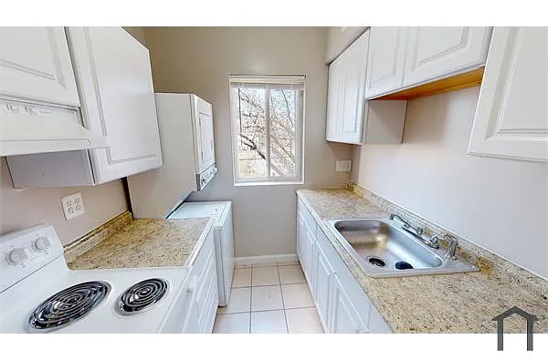 Building Photo - 940 Division Ave NE #1