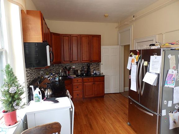 Kitchen Facing Cabinets