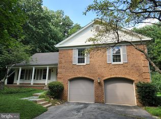 20521 Highland Hall Dr, Gaithersburg, MD 20886