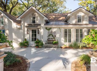59 N Summit St, Fairhope, AL 36532
