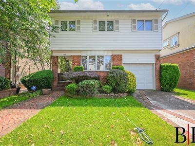 203 Whitman Dr, Brooklyn, NY, 11234