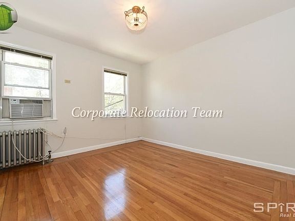 4th image of 14-30 30th Ave #2F
