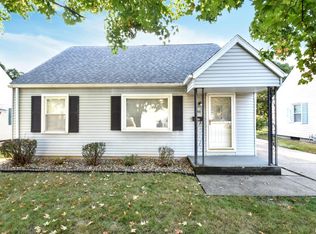 3011 N Saint Philomena Ct, Peoria, IL