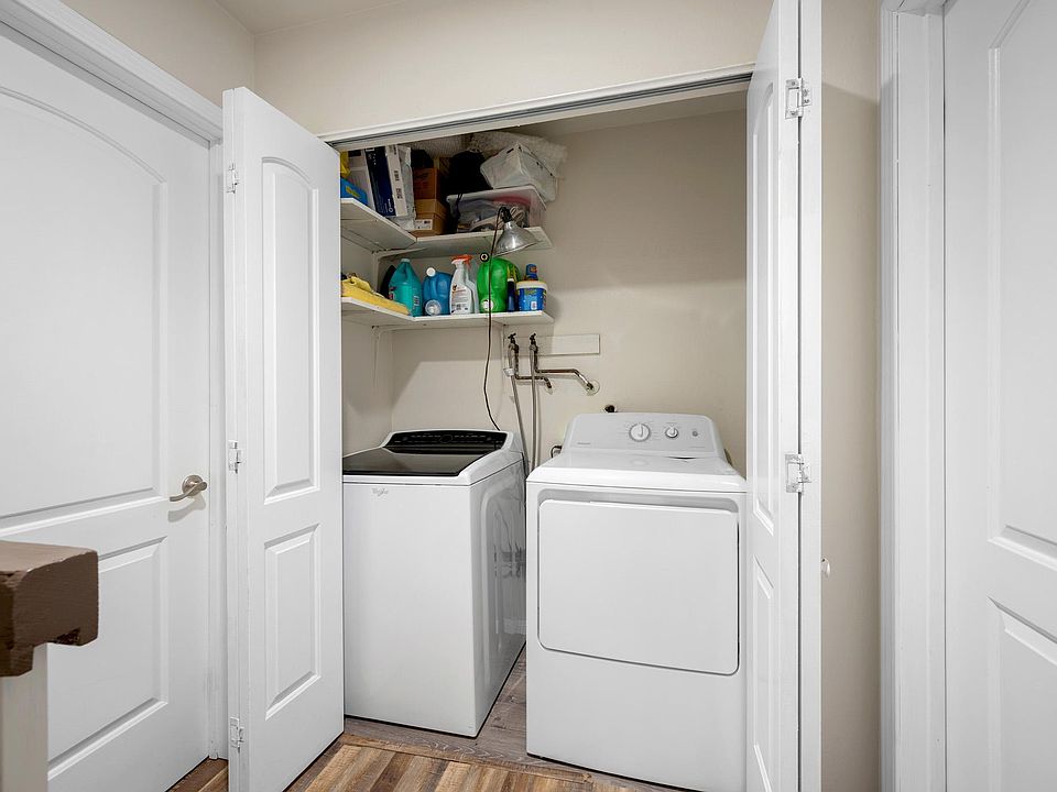 1st image of 3924 Park Pl APT 8