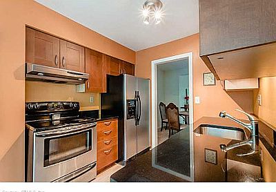 4th image of 128 Conestoga Way