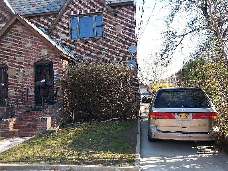 1st image of 11457 Colfax St