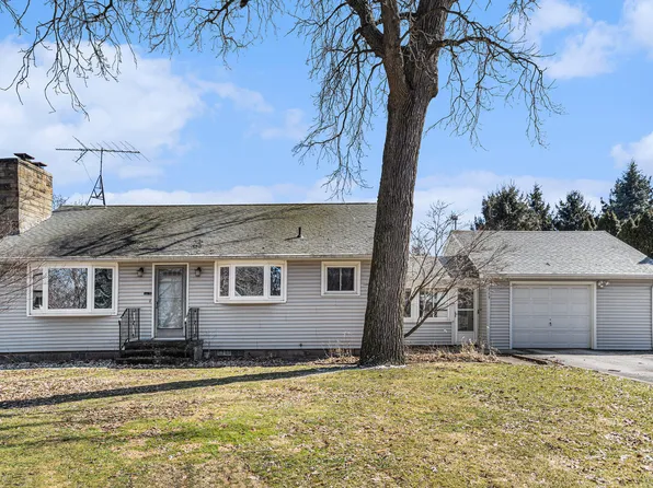 927 Farrell Ave, Kalamazoo, MI 49006