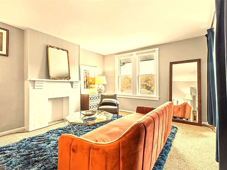 206 Oakview Ave #2 — Photo 3