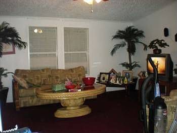 4th image of 282 Giraffe Dr