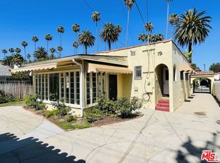 203 N Doheny Dr, Beverly Hills, CA 90211