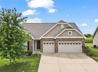 849 Bluff Ridge Ln, Shiloh, IL 62221