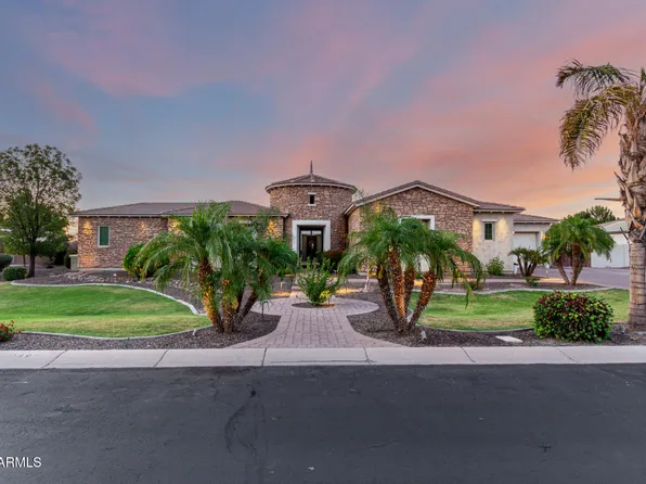 2892 E FRUITVALE Avenue, Gilbert, AZ 85297