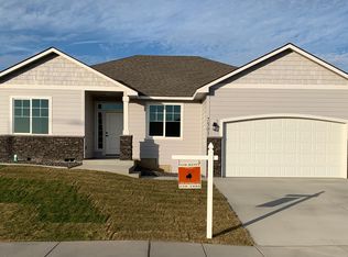 7503 Coyan Dr, Pasco, WA 99301