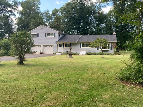 22 Shepaug Road, Newtown, CT 06482