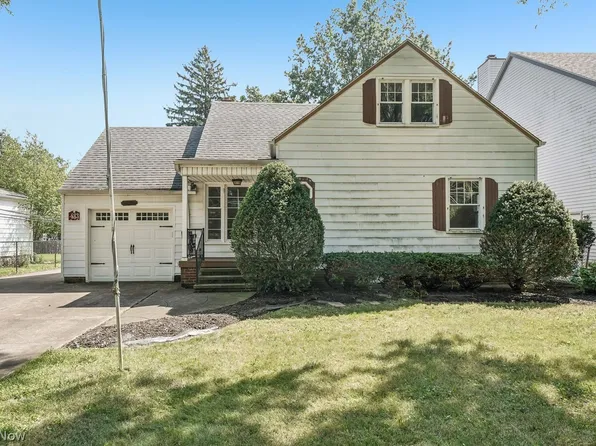 483 Dover Center Rd, Bay Village, OH 44140