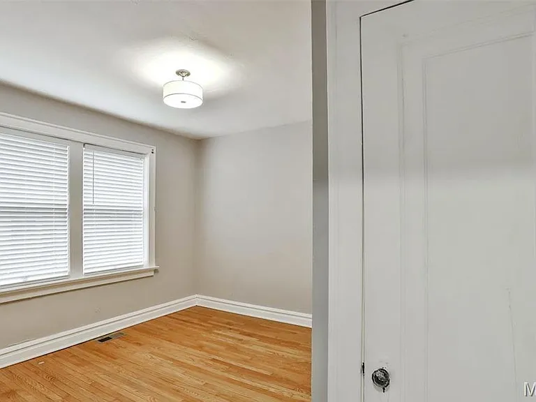 7125 Dartmouth Ave — Photo 14