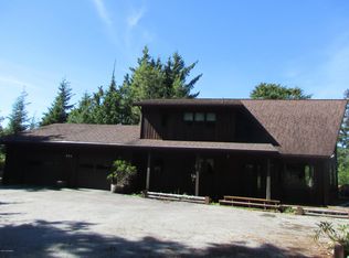 880 Mizzen Ln, Ketchikan, AK 99901