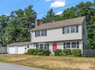 3 Pearson St, Chelmsford, MA 01824