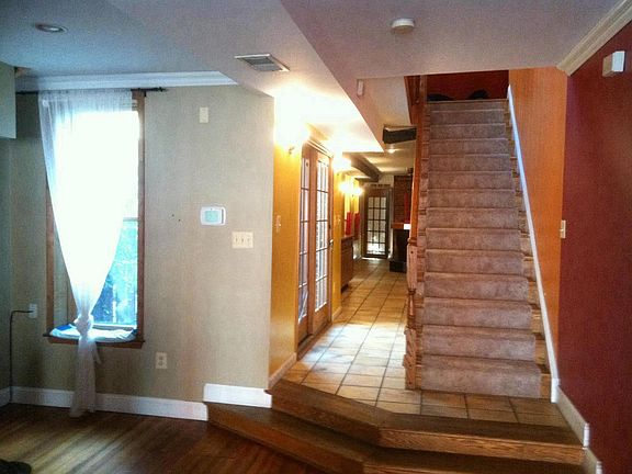 Livingroom looking toward Kitchen/Bar