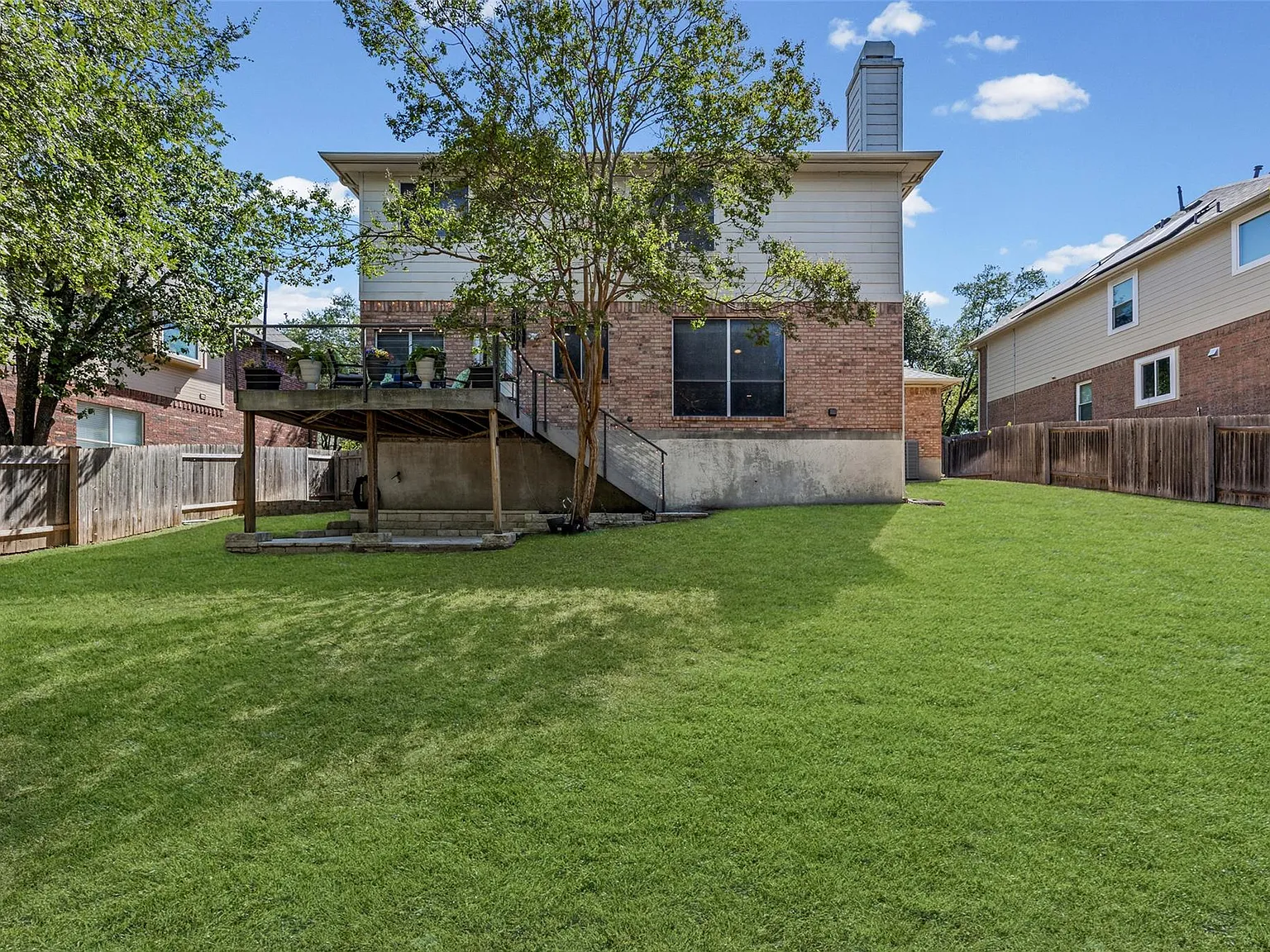 4 bed, 3.5 bath, 2217 sqft, $2,800 — Photo 3