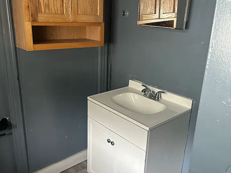512 E Morton St #2 — Photo 2