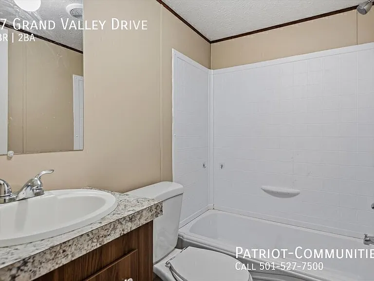 17 Grand Valley Dr — Photo 18