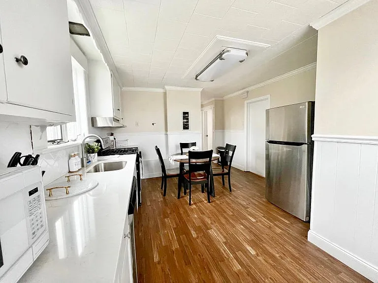 16 Rutherford Pl #1 — Photo 6
