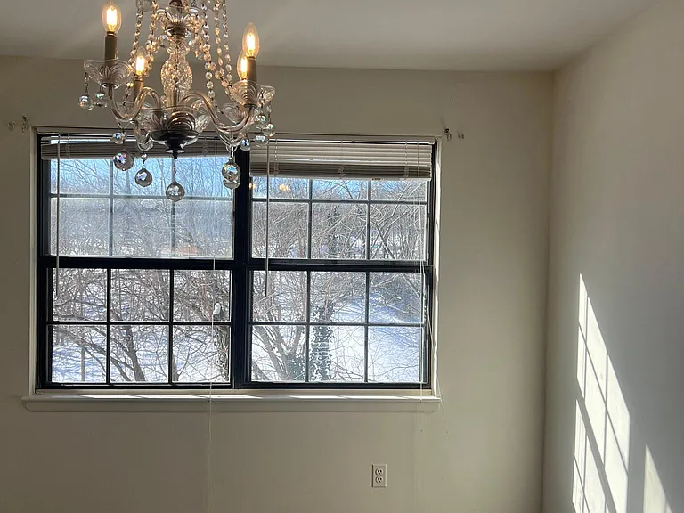 35 Brucester Bridge Ct — Photo 7