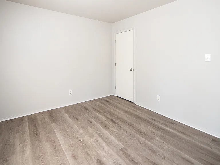 1234 Saratoga Dr #B — Photo 11