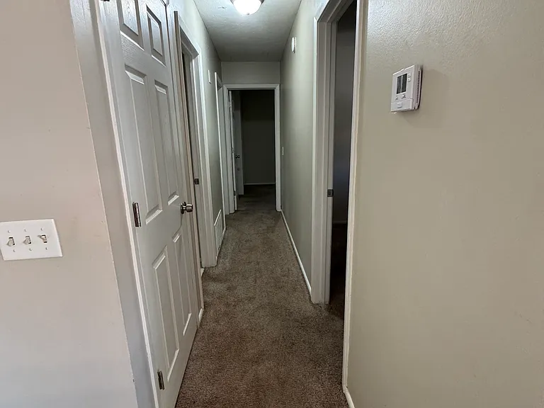 3515 Maplewood Blvd — Photo 6