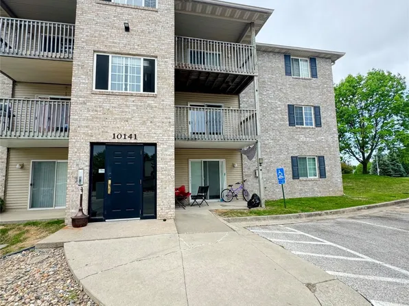 10141 Sutton Dr Unit 7, Urbandale, IA 50322