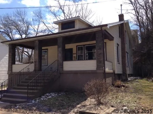 626 University Ave, Dubuque, IA 52001