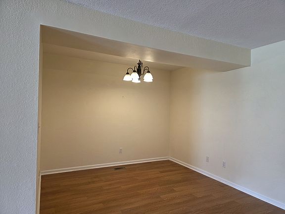 2nd image of 388 Boyer Ct