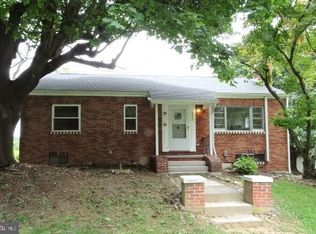 2442 Ridgewood Rd, York, PA 17406