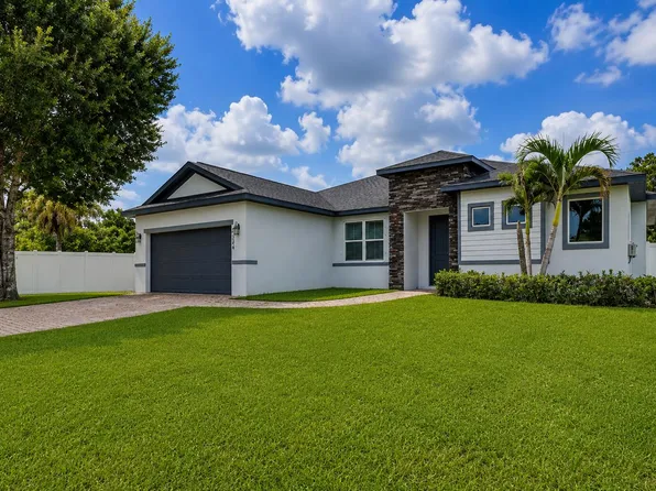2384 SW SALMON Road, Port St Lucie, FL 34953