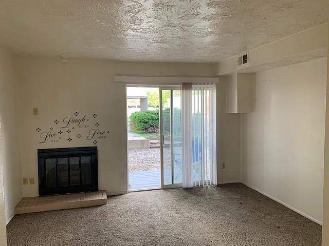 2nd image of 5600 Meadow Ln #108