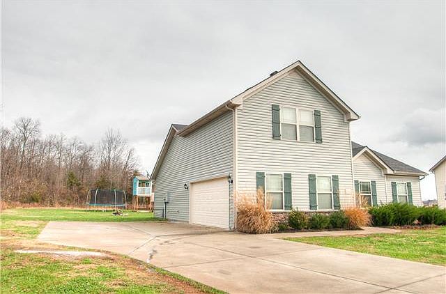 2nd image of 1122 Starhurst Dr
