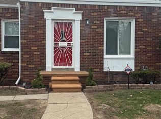 5085 Grayton St, Detroit, MI 48224