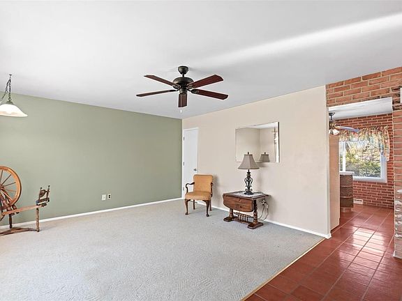 4th image of 807 Lightwood Dr